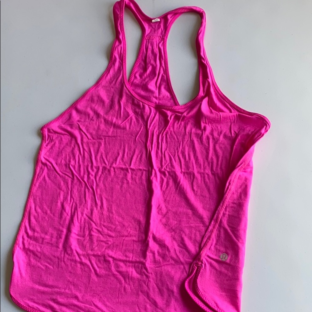 Lululemon workout tank in pink color